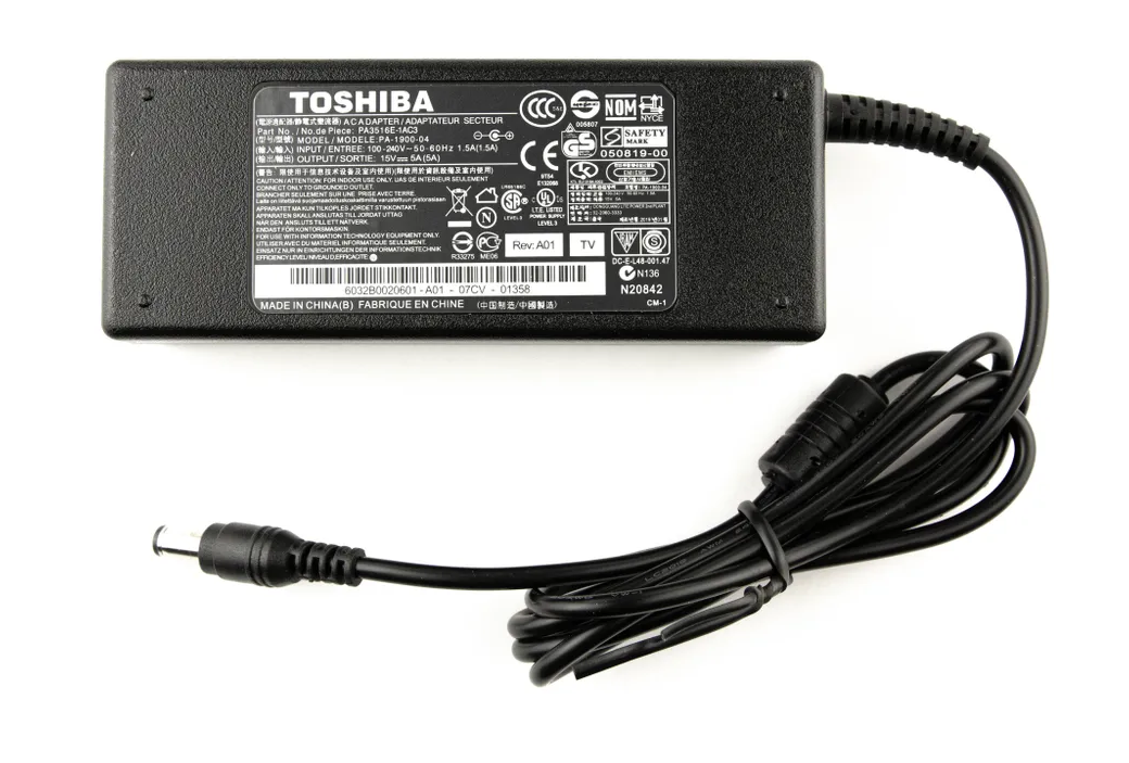 Блок питания для ноутбука Toshiba 15V 5A (6.3x3.0) 75W фото 1